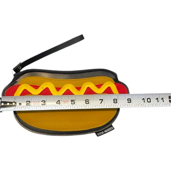 New Steve Madden Hotdog eyeglasses case - Picture 5 of 5